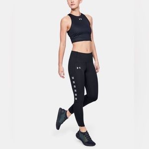 NWT Under Armour Women's UA Qualifier Speedpocket Roadside Runway Crop Sz L
